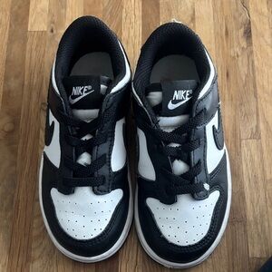 Nike Kids Black and White Low-Top Sneakers dunks